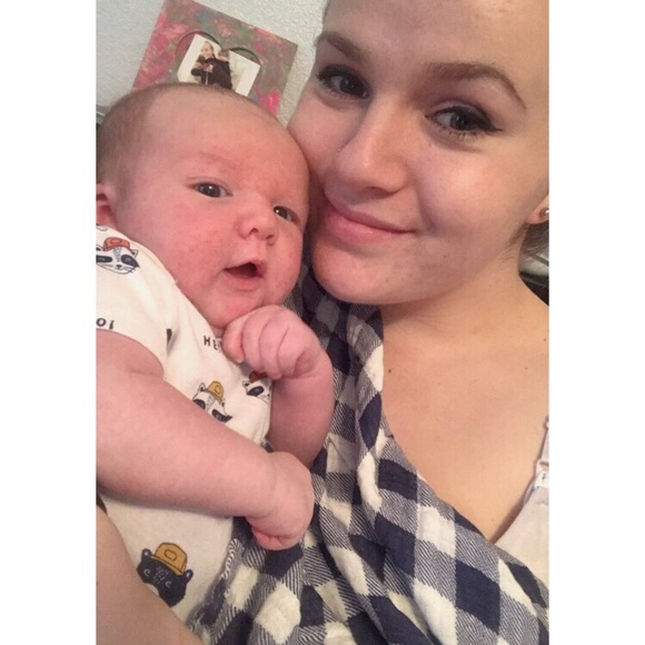 Meet your Posher, Emily - Picture 1 of 1